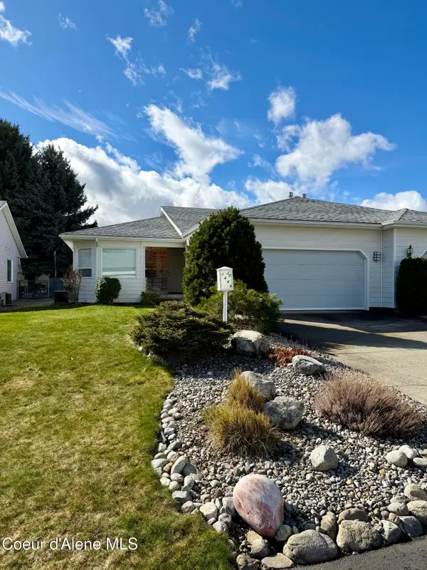 1446 W Woodlawn DR, Hayden, ID 83835