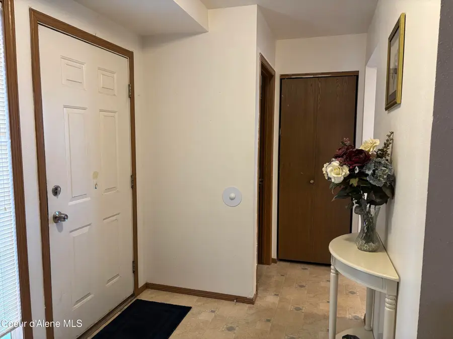 105 E Borah AVE, Coeur Dalene, ID 83814 - #3