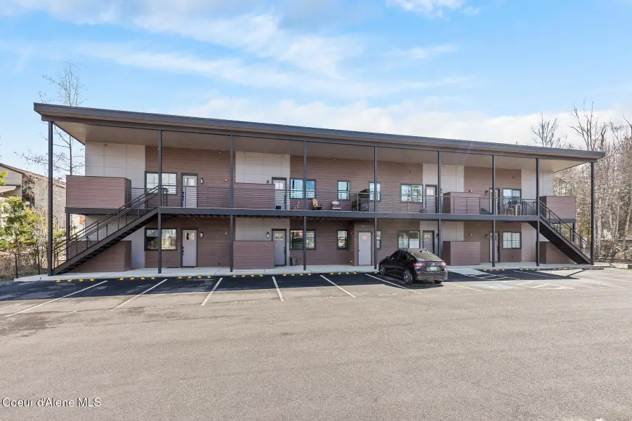 50 CARNELIAN AVE #101, Ponderay, ID 83852 - #3