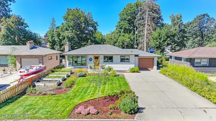 615 N 20th St, Coeur Dalene, ID 83814 - #2