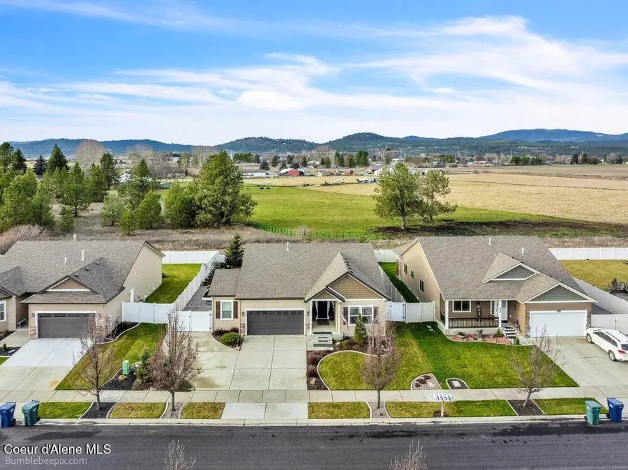 8557 N Scotsworth ST, Post Falls, ID 83854 - Image #2