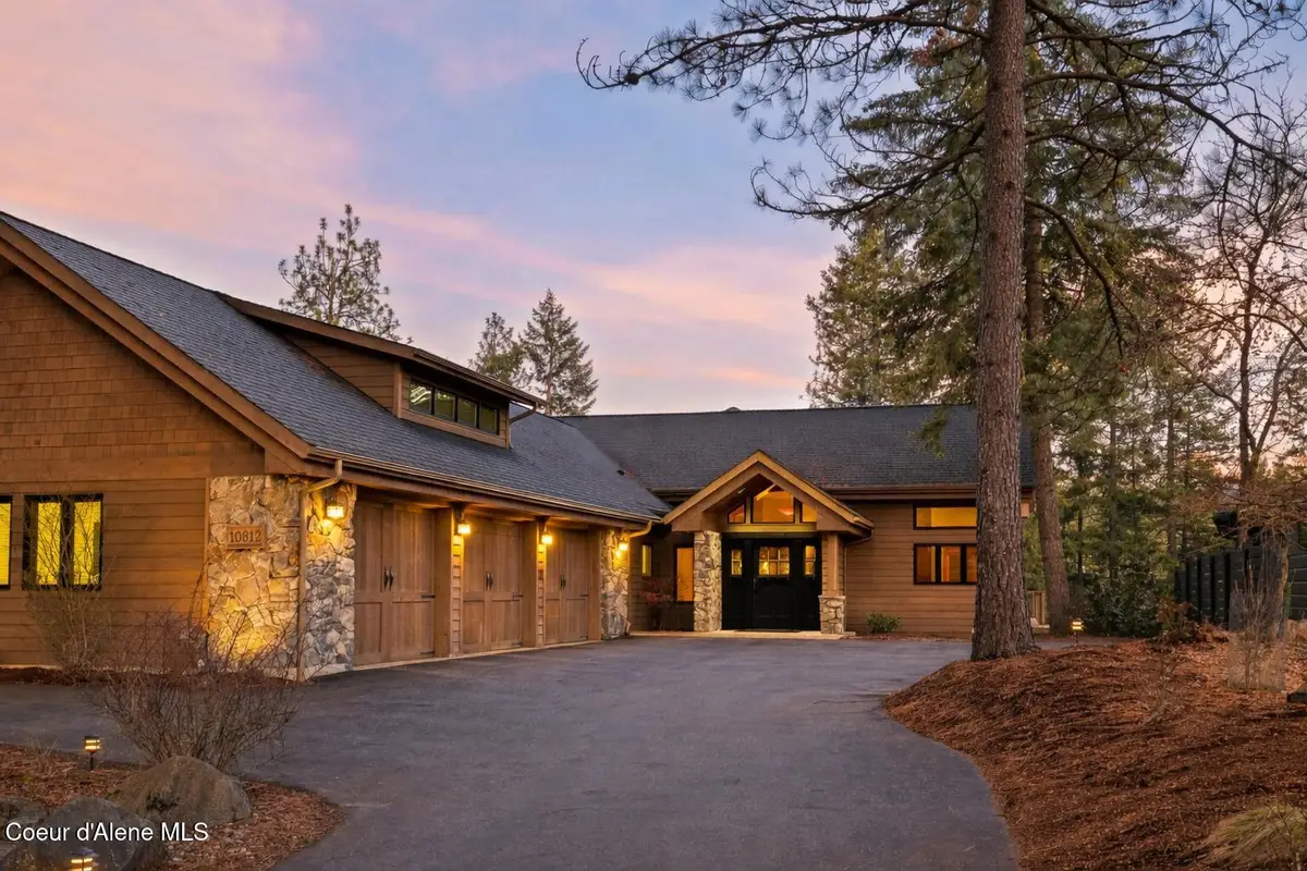 10812 N LAKEVIEW DR, Hayden Lake, ID 83835 - #1