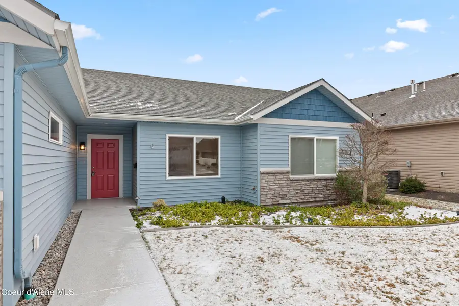 645 W WOODLAWN DR, Hayden, ID 83835 - Image #2