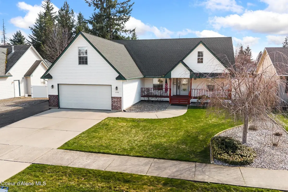 1152 W Canfield Ave, Coeur Dalene, ID 83815 - #1