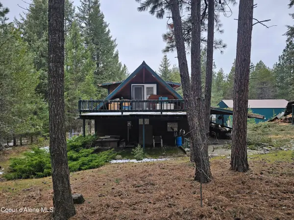 465 Mountain View RD, Blanchard, ID 83804