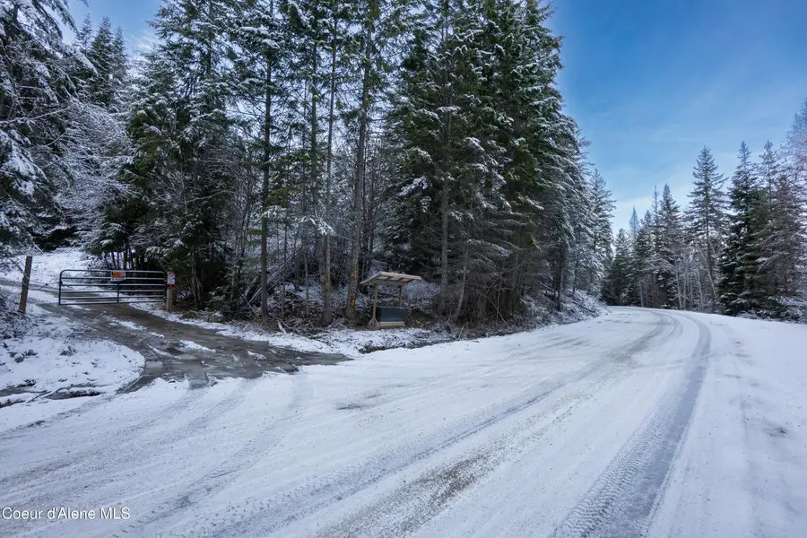 5704 Katka Rd, Bonners Ferry, ID 83805 - Image #2