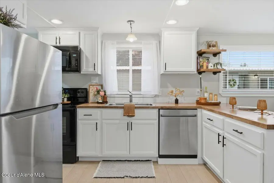 8310 W Meadowbrook circle, Rathdrum, ID 83858 - Image #3