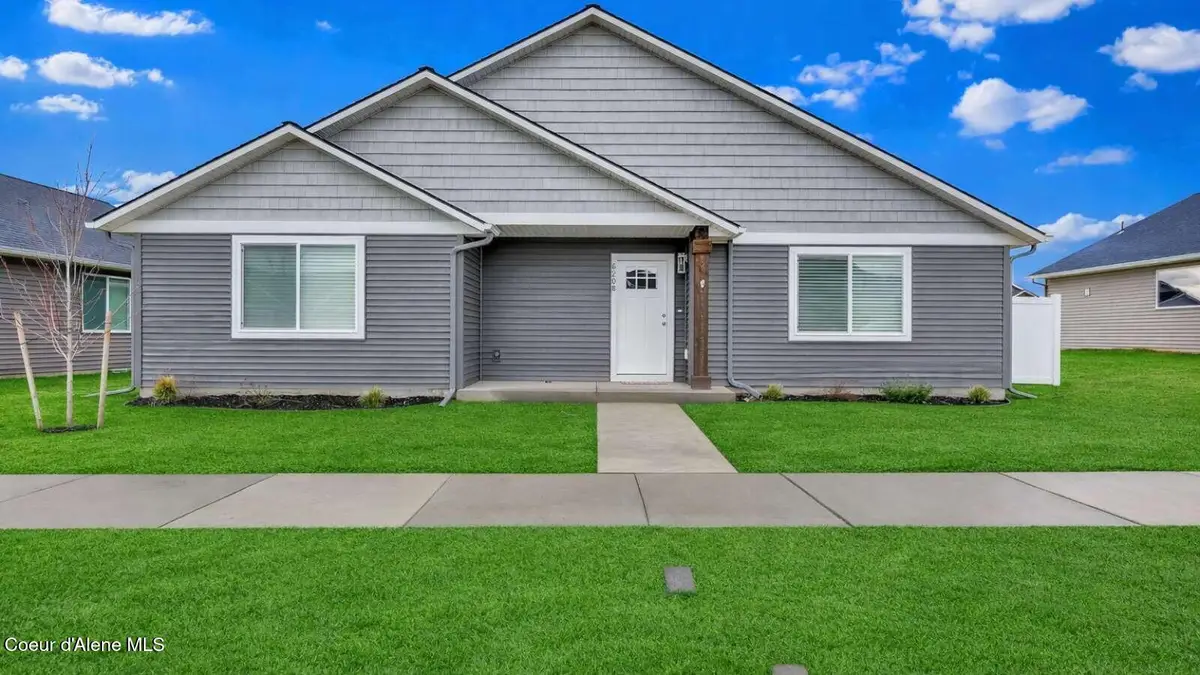 6208 W Bowmore LN, Rathdrum, ID 83858 - #1