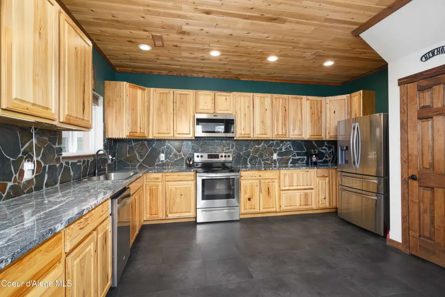 12251 W Blessing Hill RD, Post Falls, ID 83854 - #3