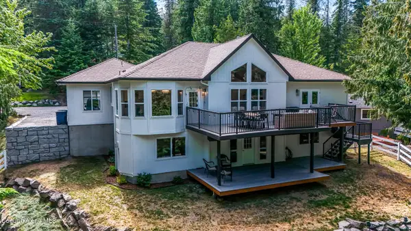 6079 E Hayden Lake Rd, Hayden, ID 83835