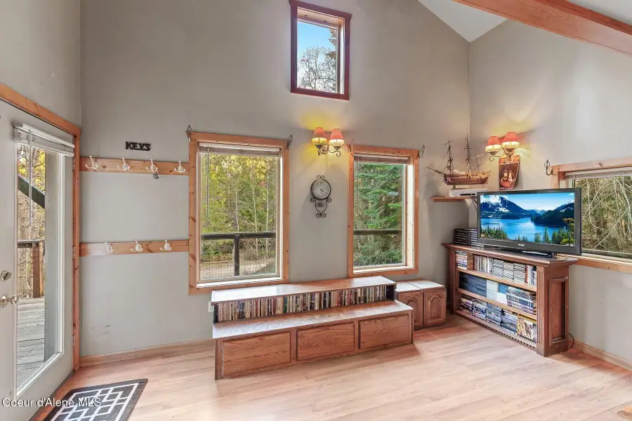 6284 Talache Rd, Sagle, ID 83860 - #3