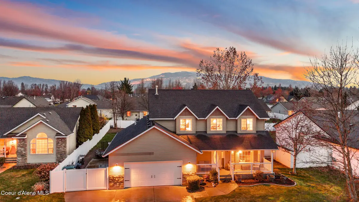 1055 E Warm Springs Ave, Post Falls, ID 83854 - #1