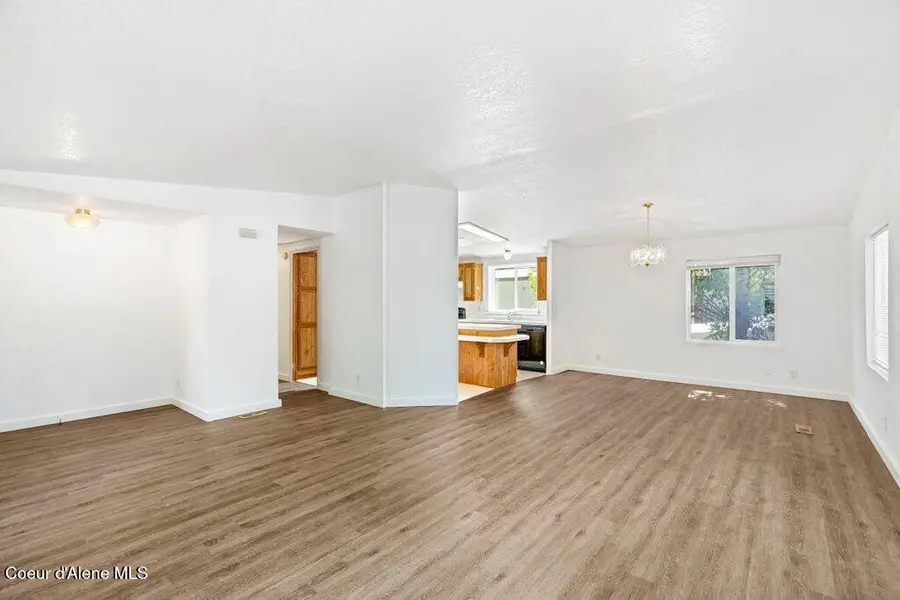 122 E Walrose Loop, Hayden, ID 83835 - #3