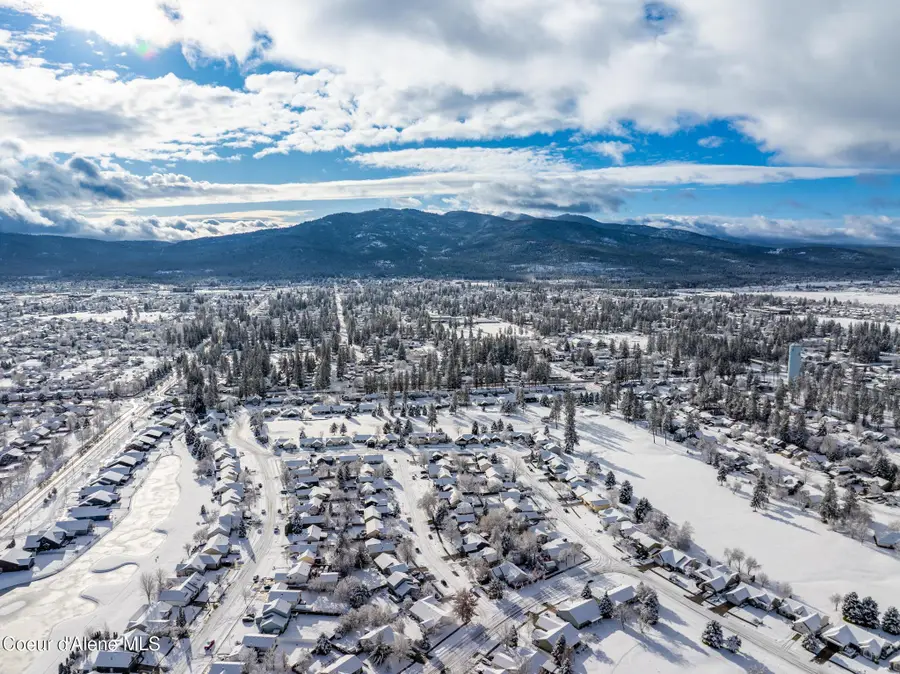 2815 N Top Flight DR, Post Falls, ID 83854 - Image #3