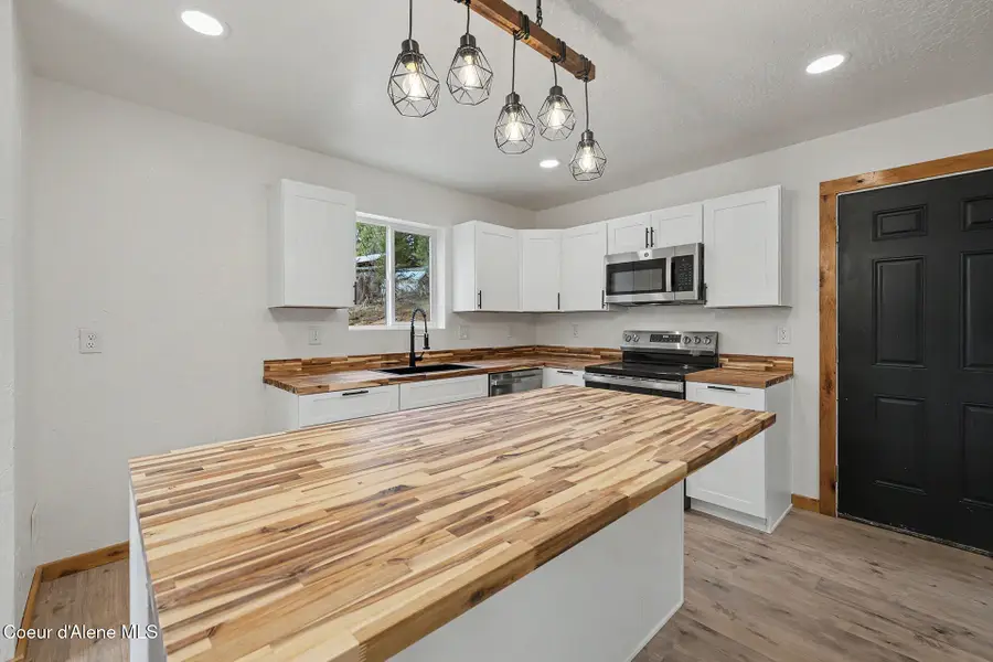 181 Lakeview DR, Blanchard, ID 83804 - #2