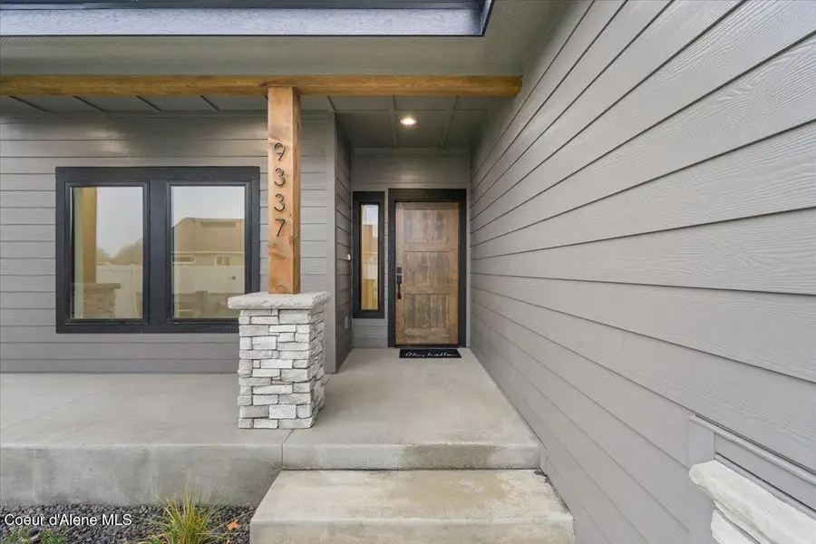 9337 N Secretariat LN, Hayden, ID 83835 - #3