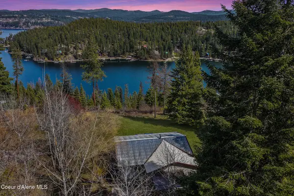 6002 S Arrow RD, Harrison, ID 83833