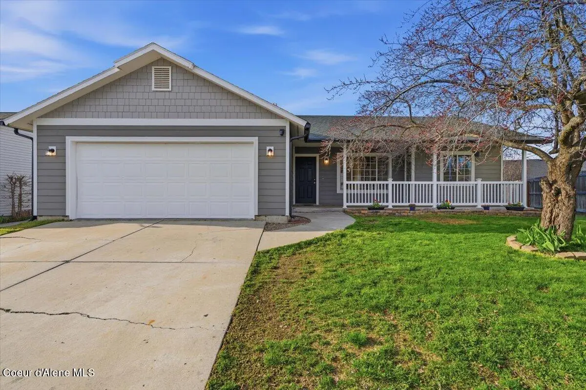 215 W Chippewa DR, Post Falls, ID 83854 - #1