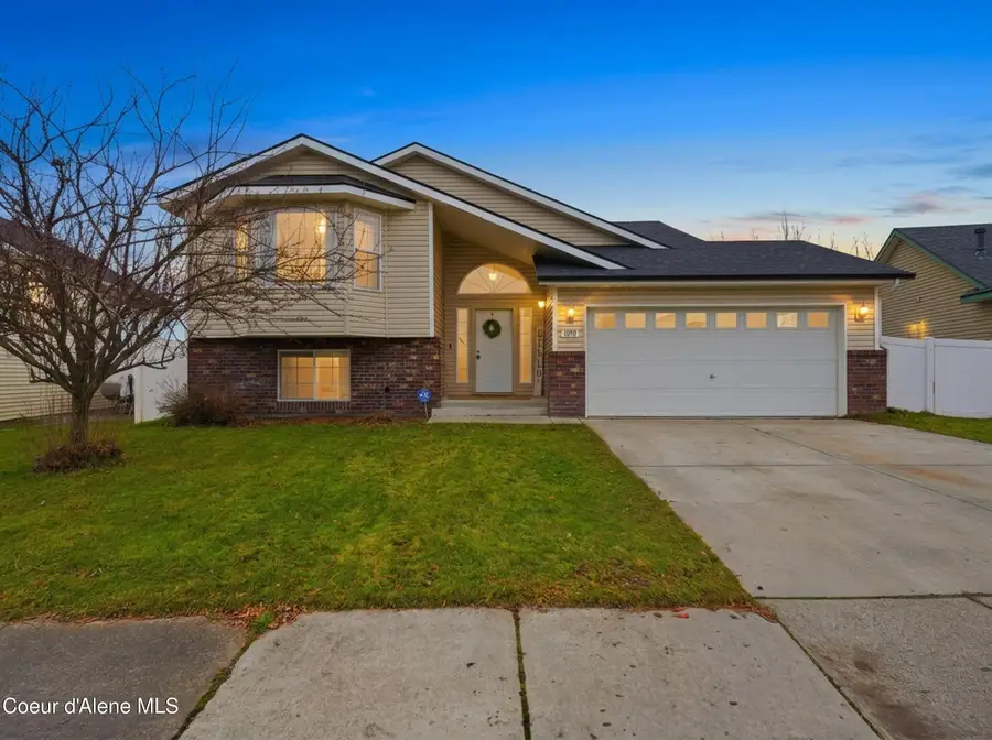 1049 N Bainbridge St, Post Falls, ID 83854 - #2