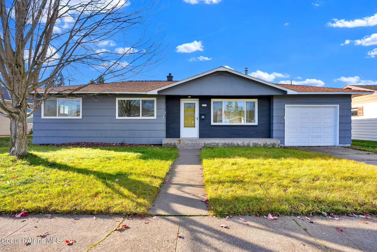 2619 N 6th ST, Coeur Dalene, ID 83815 - Image #1