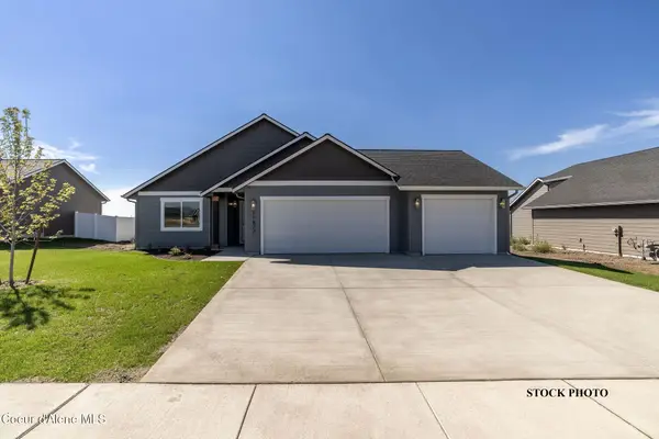 302 Durango Ln, Priest River, ID 83856