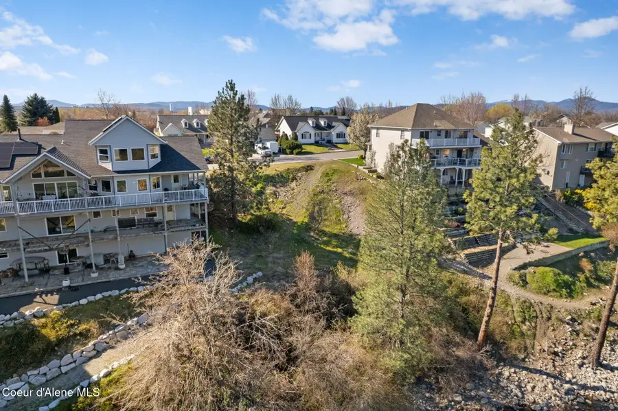 695 S Majestic View Dr, Post Falls, ID 83854 - #3