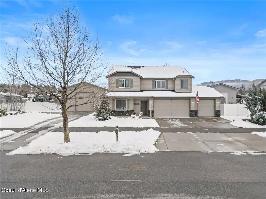 1020 W Jenicek LOOP, Post Falls, ID 83854 - Image #2