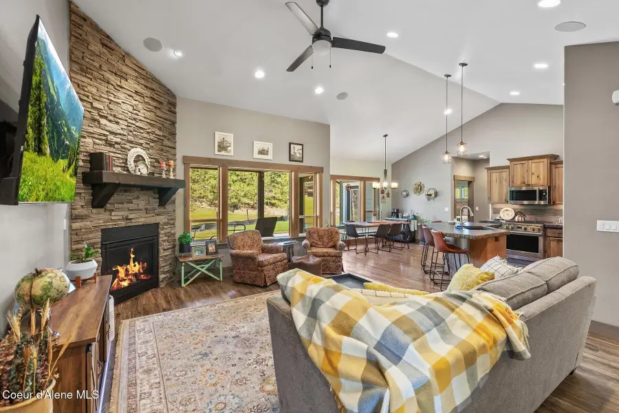 7433 E Highview Dr, Coeur Dalene, ID 83814 - #2