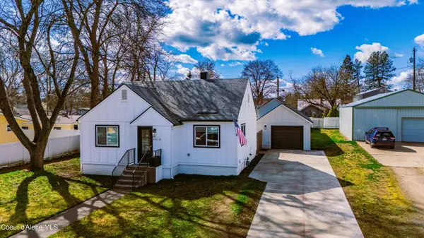 1613 N 7th ST, Coeur d'Alene, ID 83814