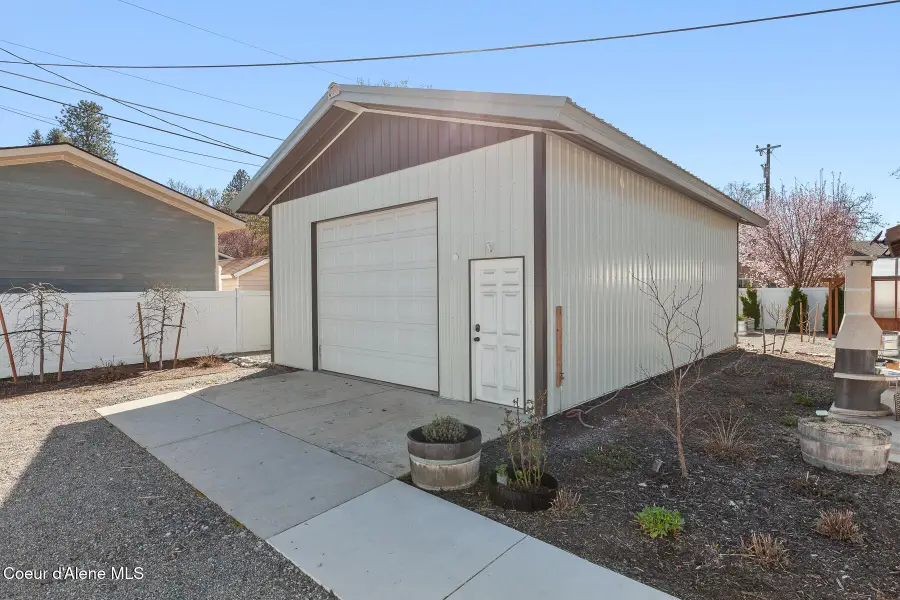 224 W Emma Ave, Coeur Dalene, ID 83814 - #3
