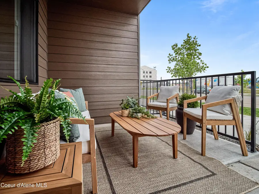 1048 E 4TH AVE, Post Falls, ID 83854 - #3