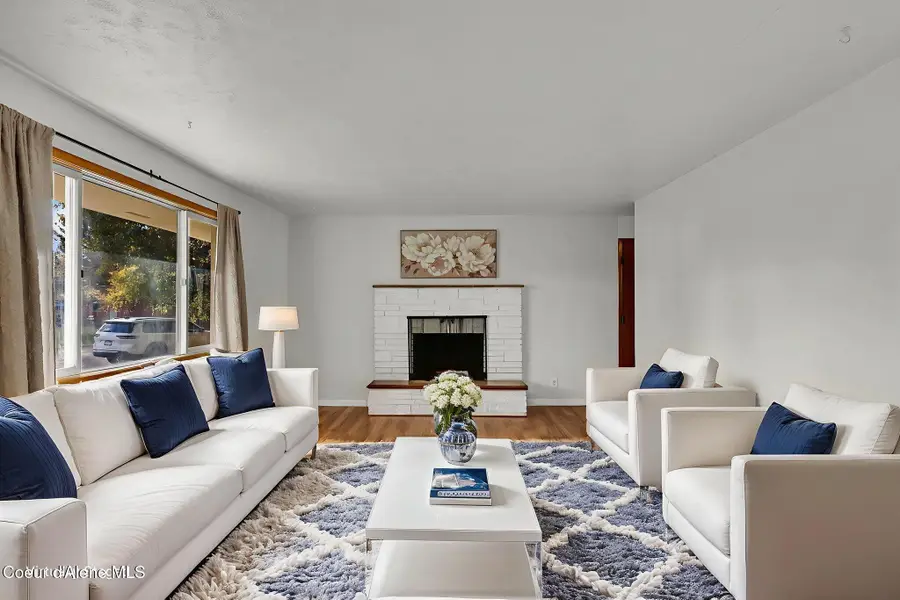 401 E Buttercup Ln., Coeur Dalene, ID 83815 - Image #2