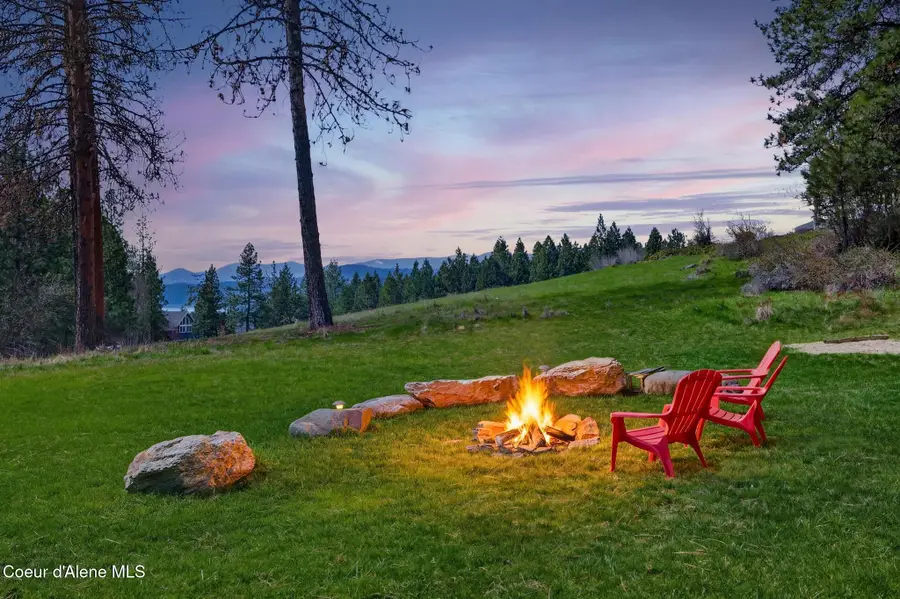 3555 E FERNAN HILL RD, Coeur Dalene, ID 83814 - #2