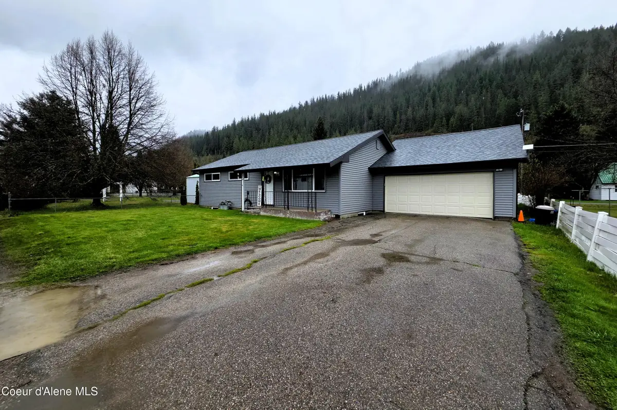 315 E Oak Ave, Osburn, ID 83849 - #1