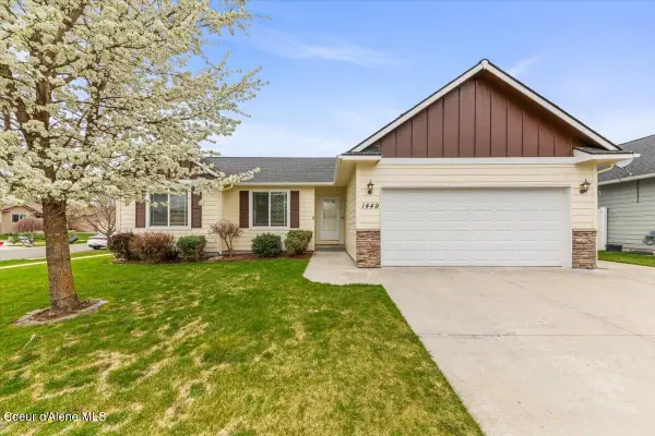 1449 N Moonstone ST, Post Falls, ID 83854