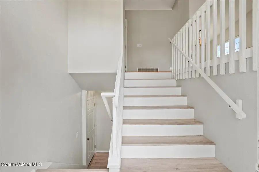 10665 N OXFORD DR, Hayden, ID 83835 - #3