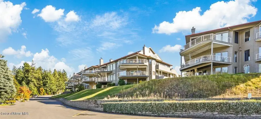 21709 N Viewpoint DR #UNIT 10, Rathdrum, ID 83858 - #2