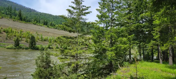 352 Estate Dr, Troy (MT), MT 59935