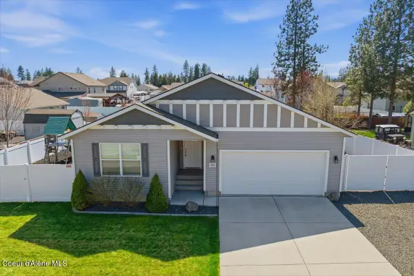 6924 W Christine ST, Rathdrum, ID 83858