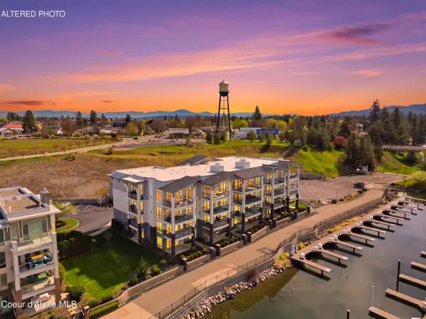 447 W Waterside DR #APT 305, Post Falls, ID 83854