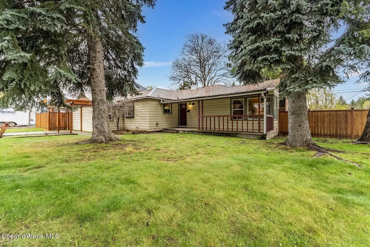 1421 E St Maries Ave, Coeur Dalene, ID 83814 - #1