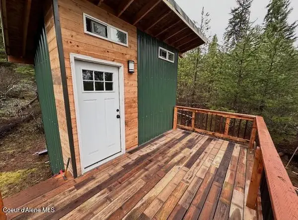 833 Willow Loop RD, Fernwood, ID 83830