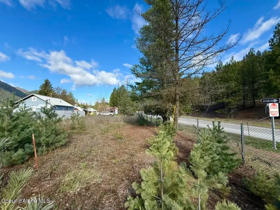 310 Third St, Osburn, ID 83849 - #2