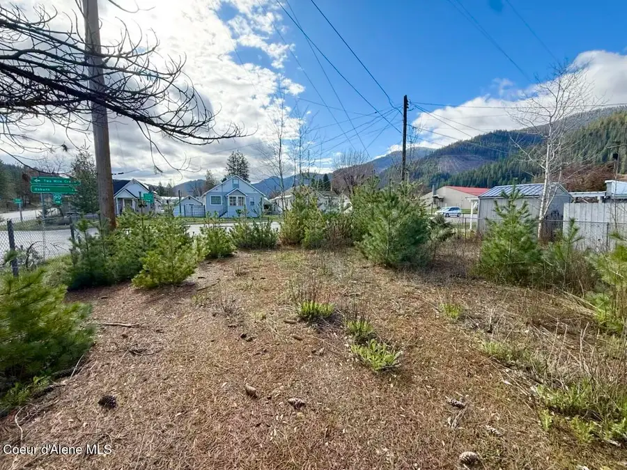 310 Third St, Osburn, ID 83849 - #3