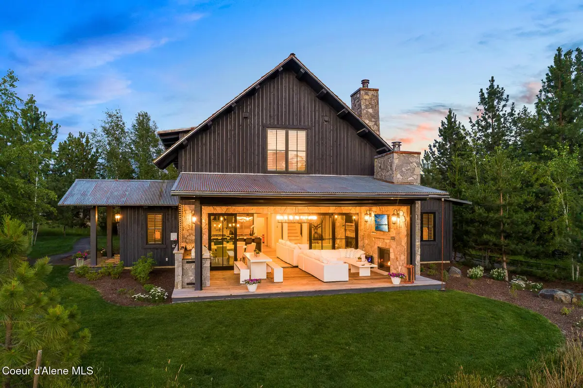 6431 S Settlers Pond CT, Harrison, ID 83833 - #1