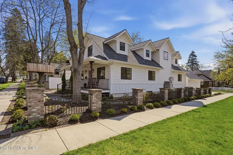 804 E WALLACE AVE, Coeur Dalene, ID 83814 - #3