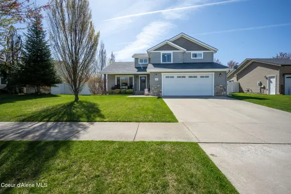 3147 W Blueberry CIR, Hayden, ID 83835