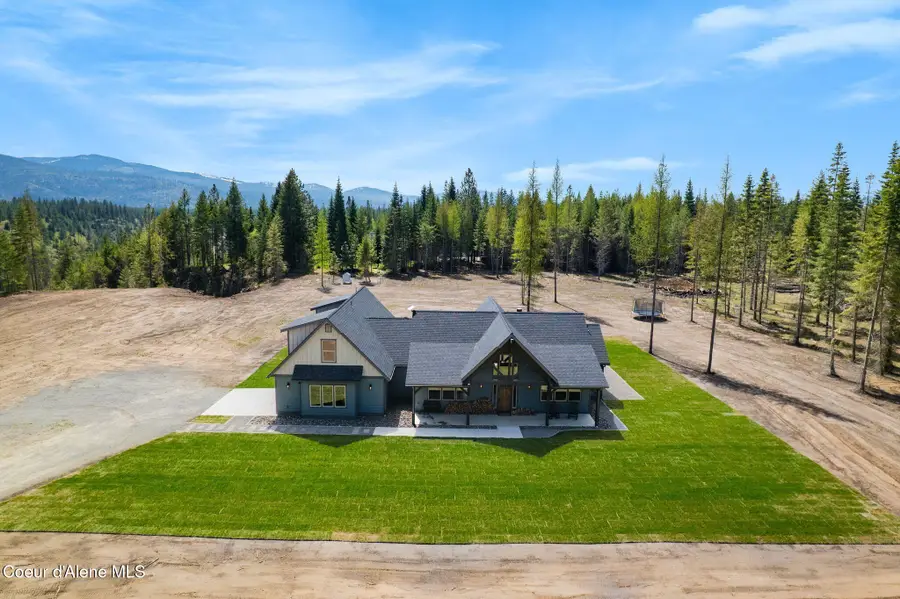 122 Windswept Ct, Naples, ID 83847 - #2