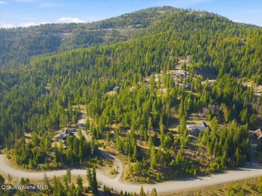 10545 W Lucca Dr, Coeur Dalene, ID 83814 - #3