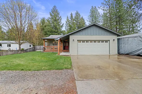 31856 N 10TH AVE, Spirit Lake, ID 83869